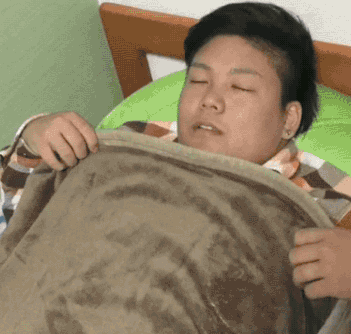轻松一刻 新规定,早上不想起床可申请当天不上班?