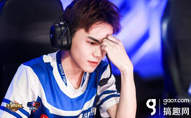 老帅重回中路 拖米订婚可期